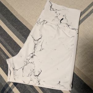 Buffbunny NWOT marble short